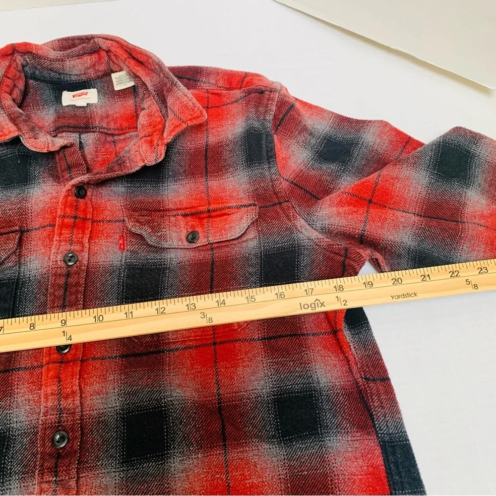 Levi's Red and Black Plaid Overshirt Mens Size M